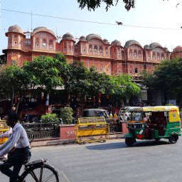 The Pink City: a day in Jaipur, India