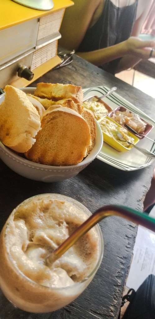 Food and drink at Cafe El Mago, Trinidad.