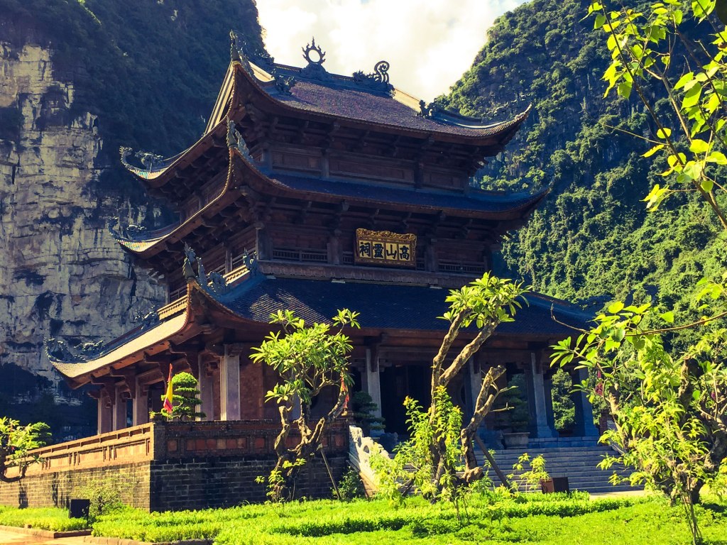 Temple in Quần Thể Danh Thắng Tràng An, Ninh Bình Province, Vietnam.