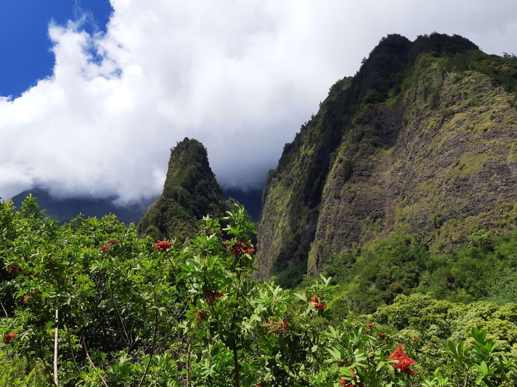 Iao Needle, Iao Valley State Park, northwest of Maui, Hawaii.