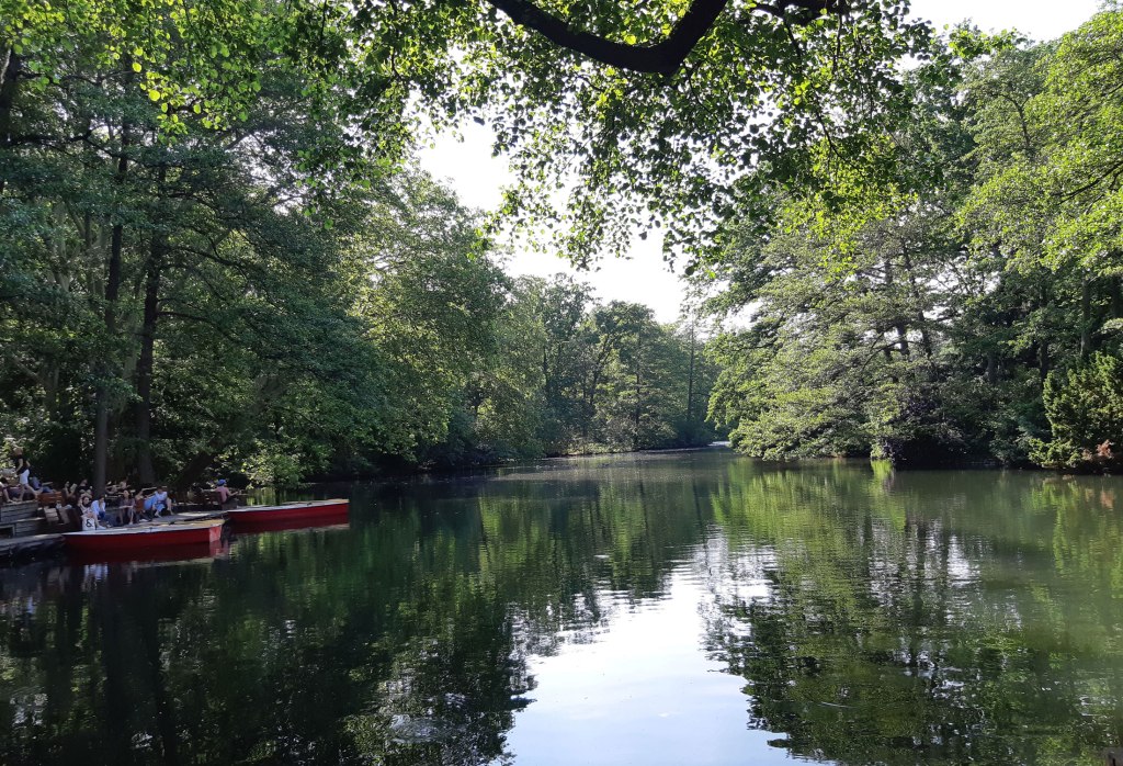 Neuer See, Tiergarten, Berlin, Germany.